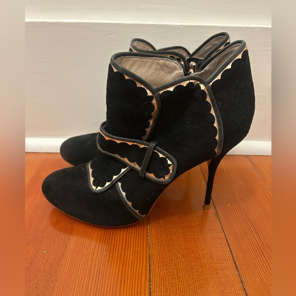 Sophia Webster velvet and gold heels - Picture 3 of 6